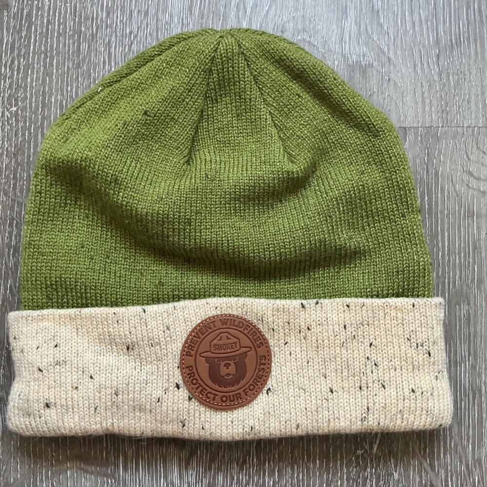 Mad‎ Engine Smokey The Bear Forest Fire Knit Beanie Hat Green Beige